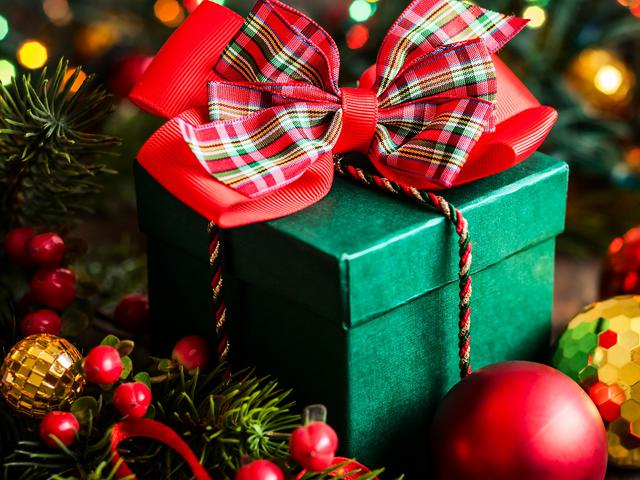 Поздравляем с Наступающим Новым годом!